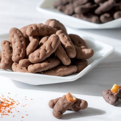 ゴディバ：<br>【期間限定】柿の種 ブレンド醤油 ダークチョコレート