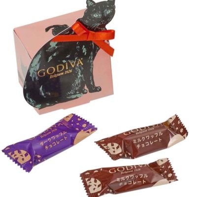 ゴディバ：<br>ゴディバ ブラックキャット コレクション G クリスピーショコラ アソートメント（3粒入）<br>